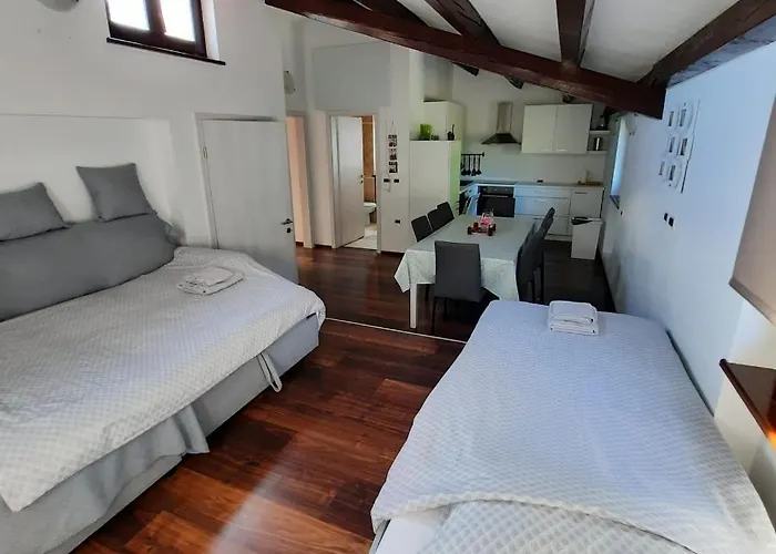 Apartma Rok Appartamento *